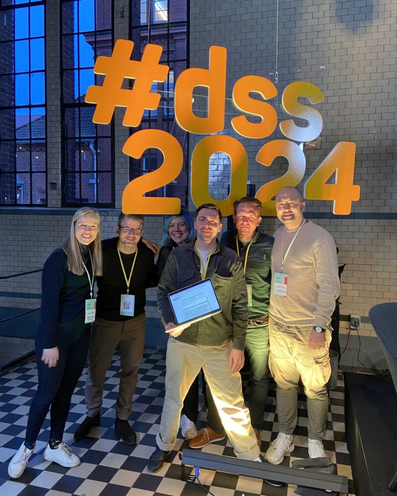 JUGENDHILFE.ai Team. vlnr: Julia Schur, Kai Lehmann, Lisa Murua, Hannes Meinhardt, Nils Borkowski, Richard Weinmann / Photo: unbekannt